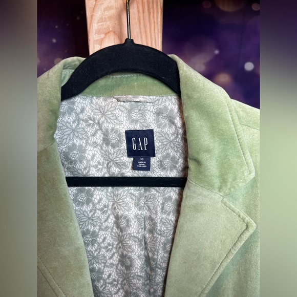 NWOT GAP Blazer - Picture 2 of 6